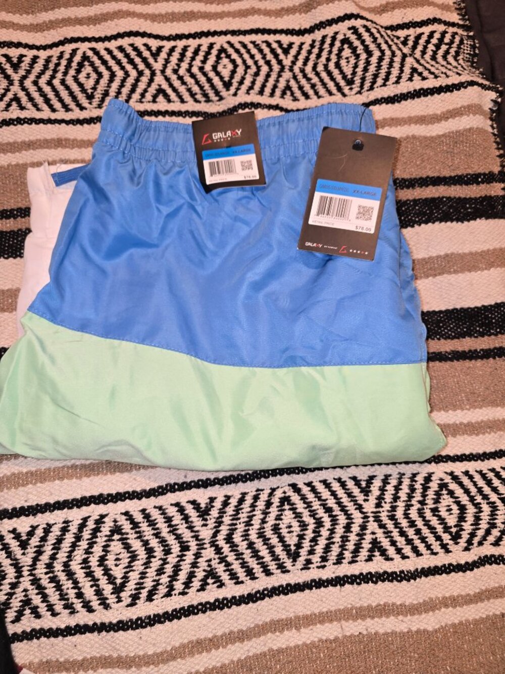 Shorts - Picture 4 of 4